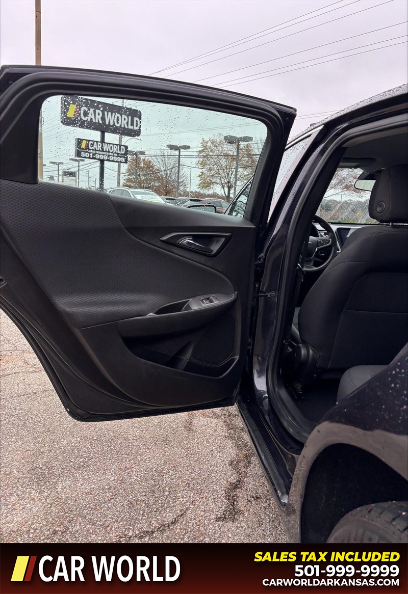 Chevrolet Malibu Vehicle Full-screen Gallery Image 13