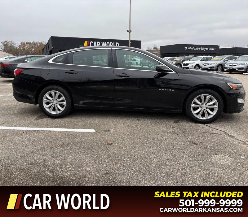 Chevrolet Malibu Vehicle Full-screen Gallery Image 2