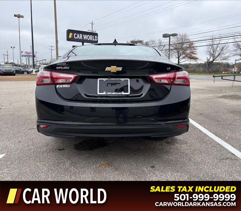 Chevrolet Malibu Vehicle Full-screen Gallery Image 4