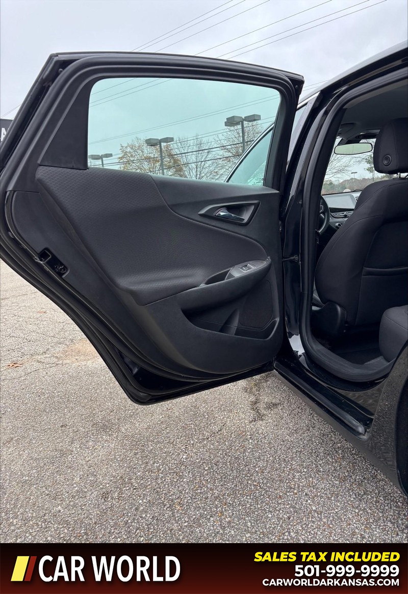 Chevrolet Malibu Vehicle Full-screen Gallery Image 13