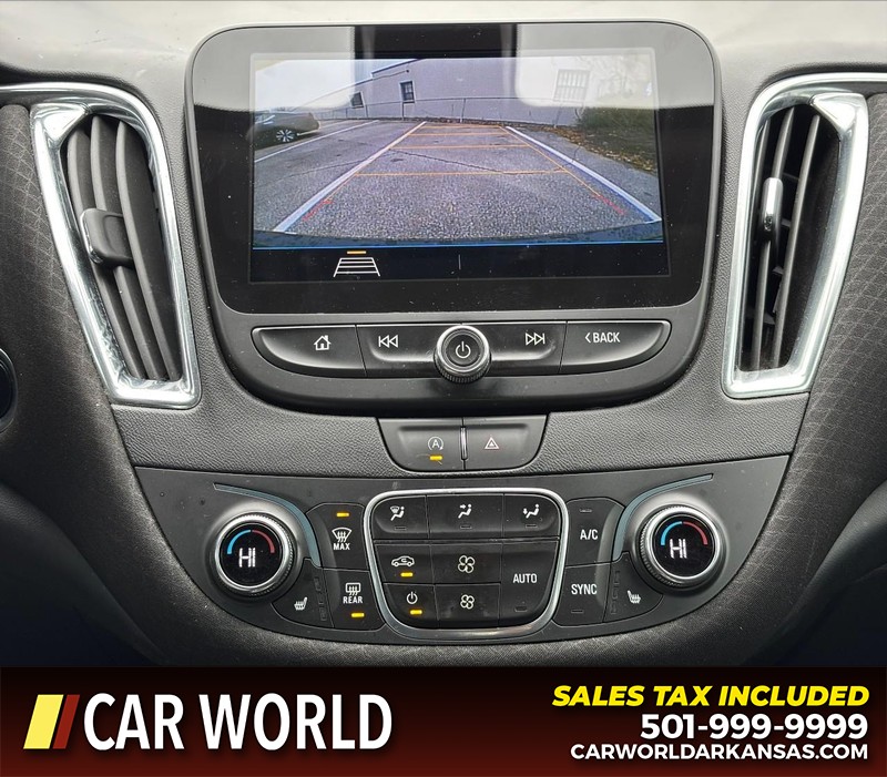 Chevrolet Malibu Vehicle Full-screen Gallery Image 17