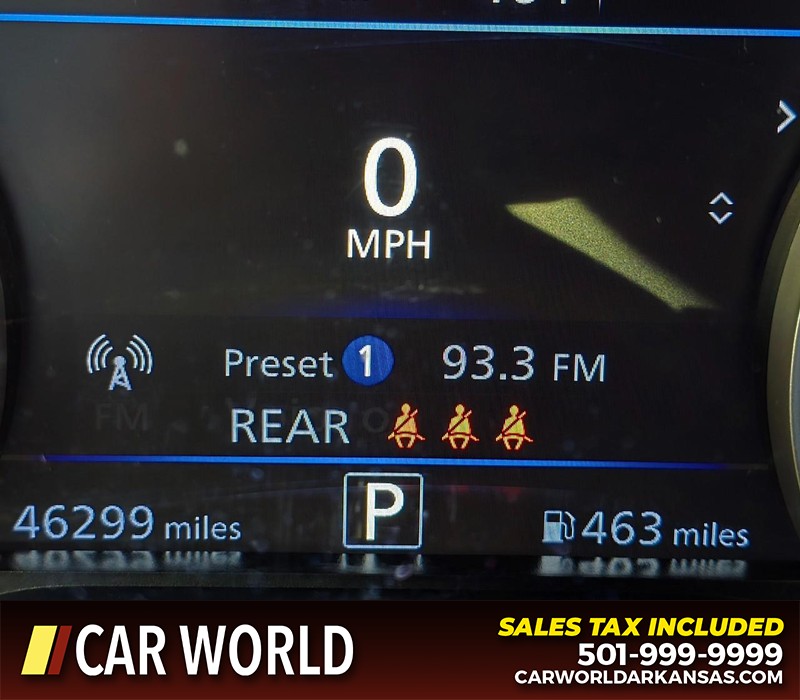 Nissan Altima Vehicle Full-screen Gallery Image 16