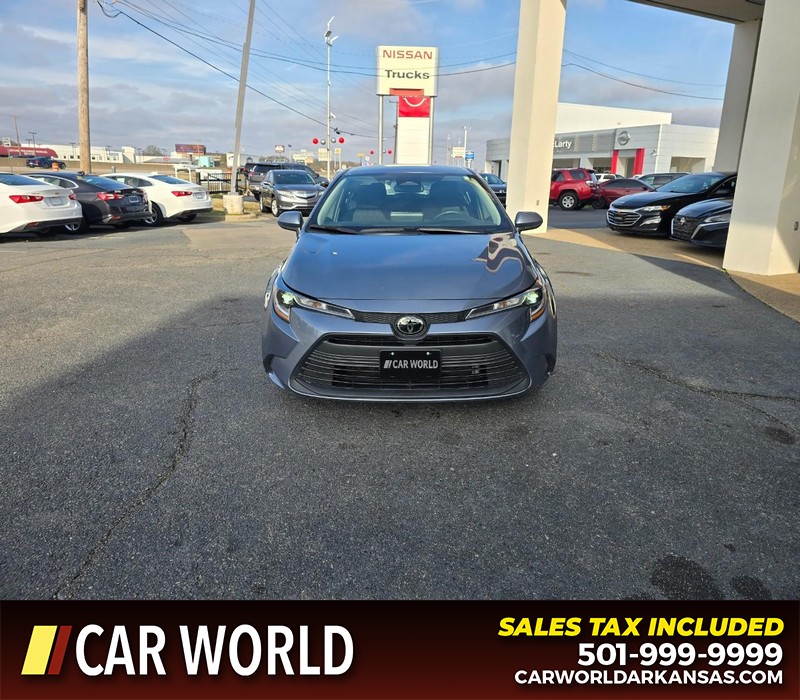 Toyota Corolla Vehicle Full-screen Gallery Image 2