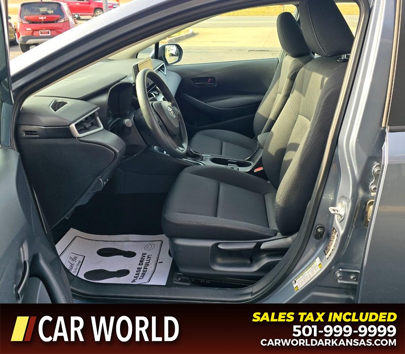 Toyota Corolla Vehicle Full-screen Gallery Image 8