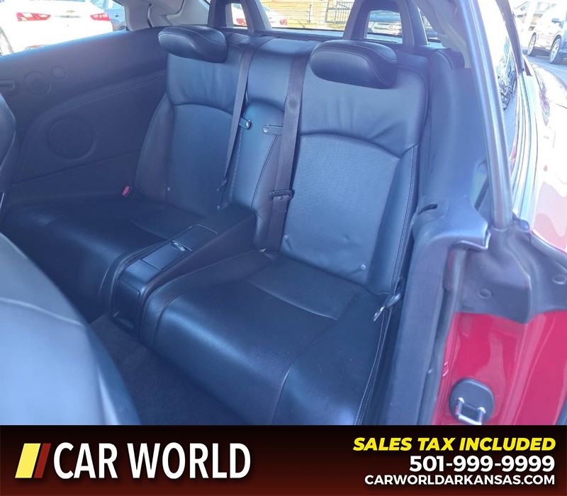 Lexus IS 250C Vehicle Full-screen Gallery Image 10