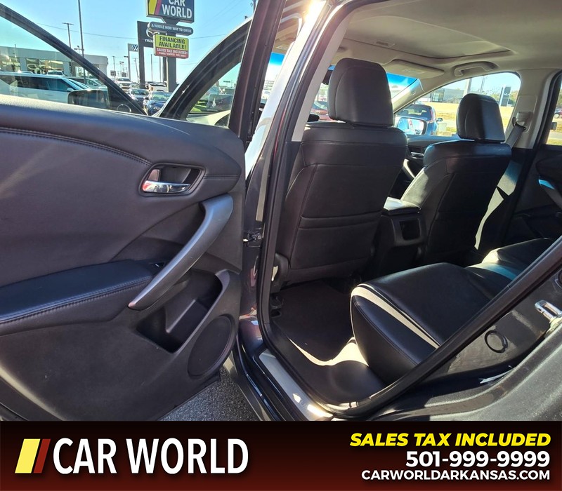 Acura RDX Vehicle Full-screen Gallery Image 9