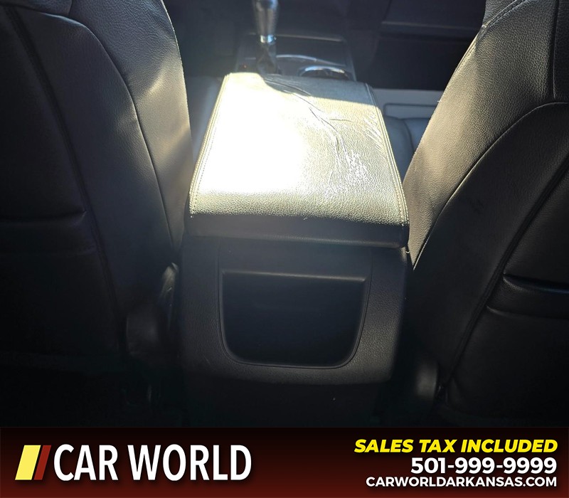 Acura RDX Vehicle Full-screen Gallery Image 21