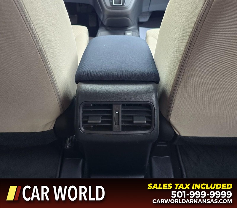 Honda CR-V Vehicle Full-screen Gallery Image 19