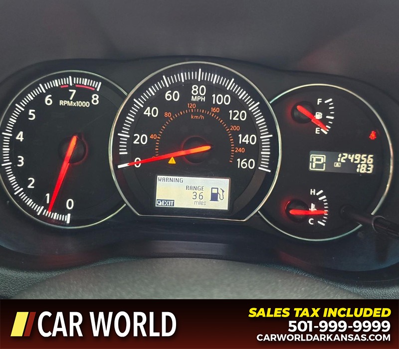 Nissan Maxima Vehicle Full-screen Gallery Image 16