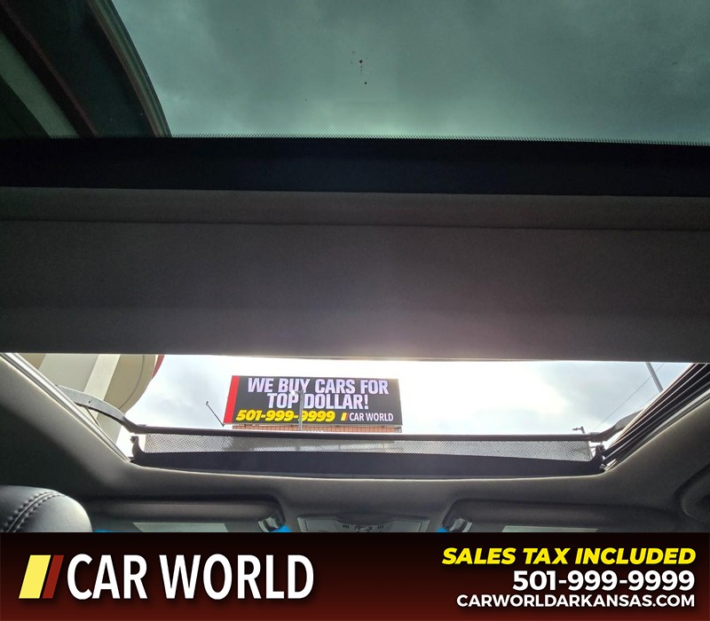 Nissan Maxima Vehicle Full-screen Gallery Image 19