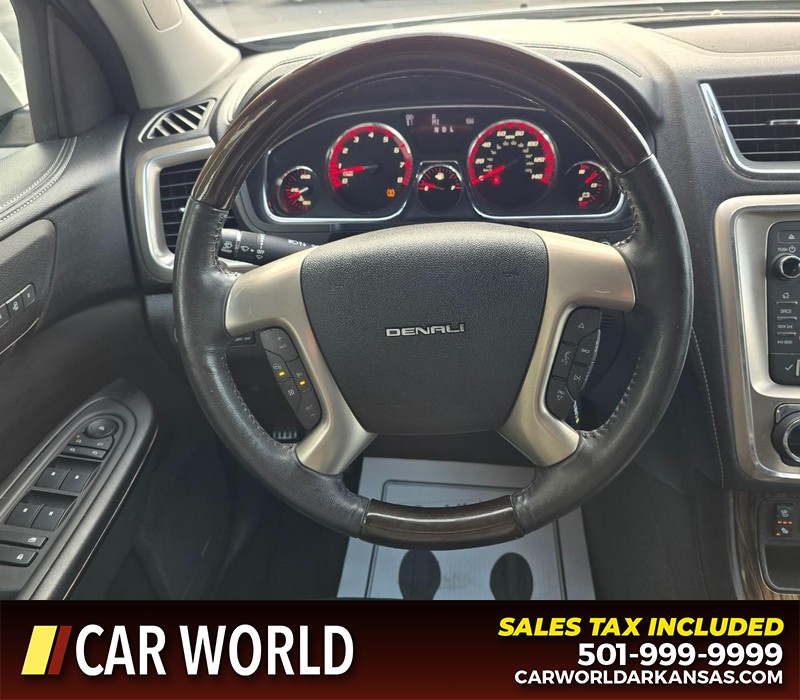 GMC Acadia Vehicle Full-screen Gallery Image 18