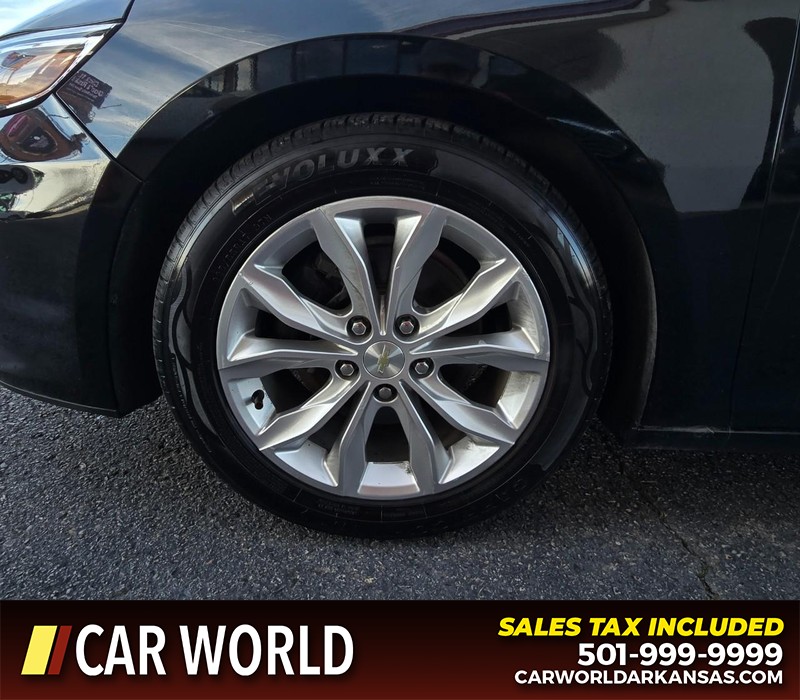 Chevrolet Malibu Vehicle Full-screen Gallery Image 6