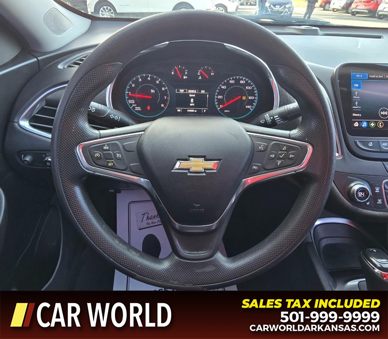 Chevrolet Malibu Vehicle Full-screen Gallery Image 15