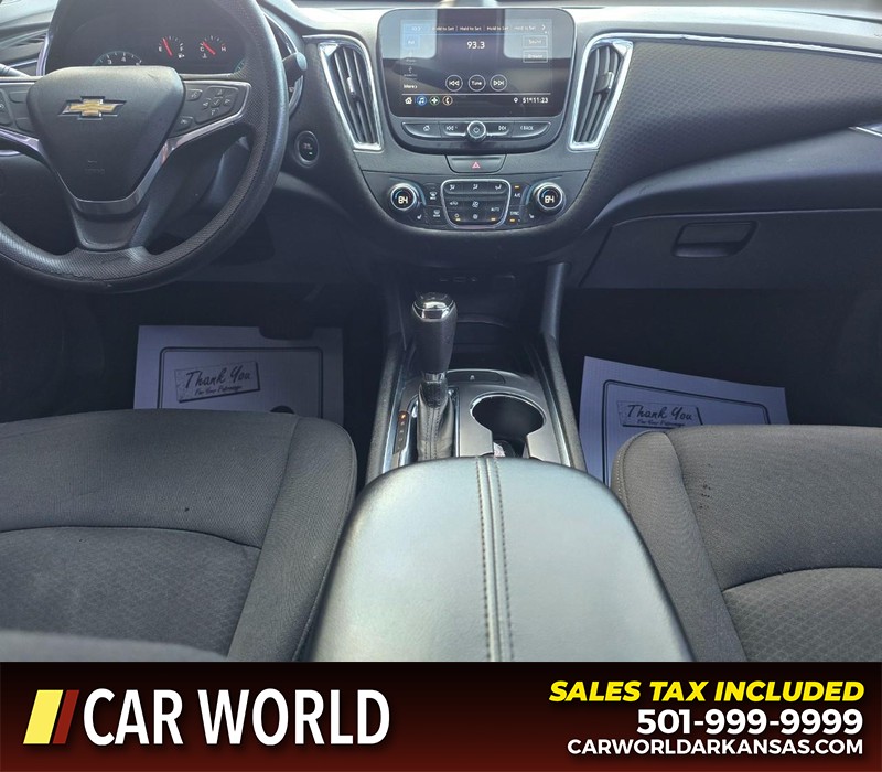 Chevrolet Malibu Vehicle Full-screen Gallery Image 18