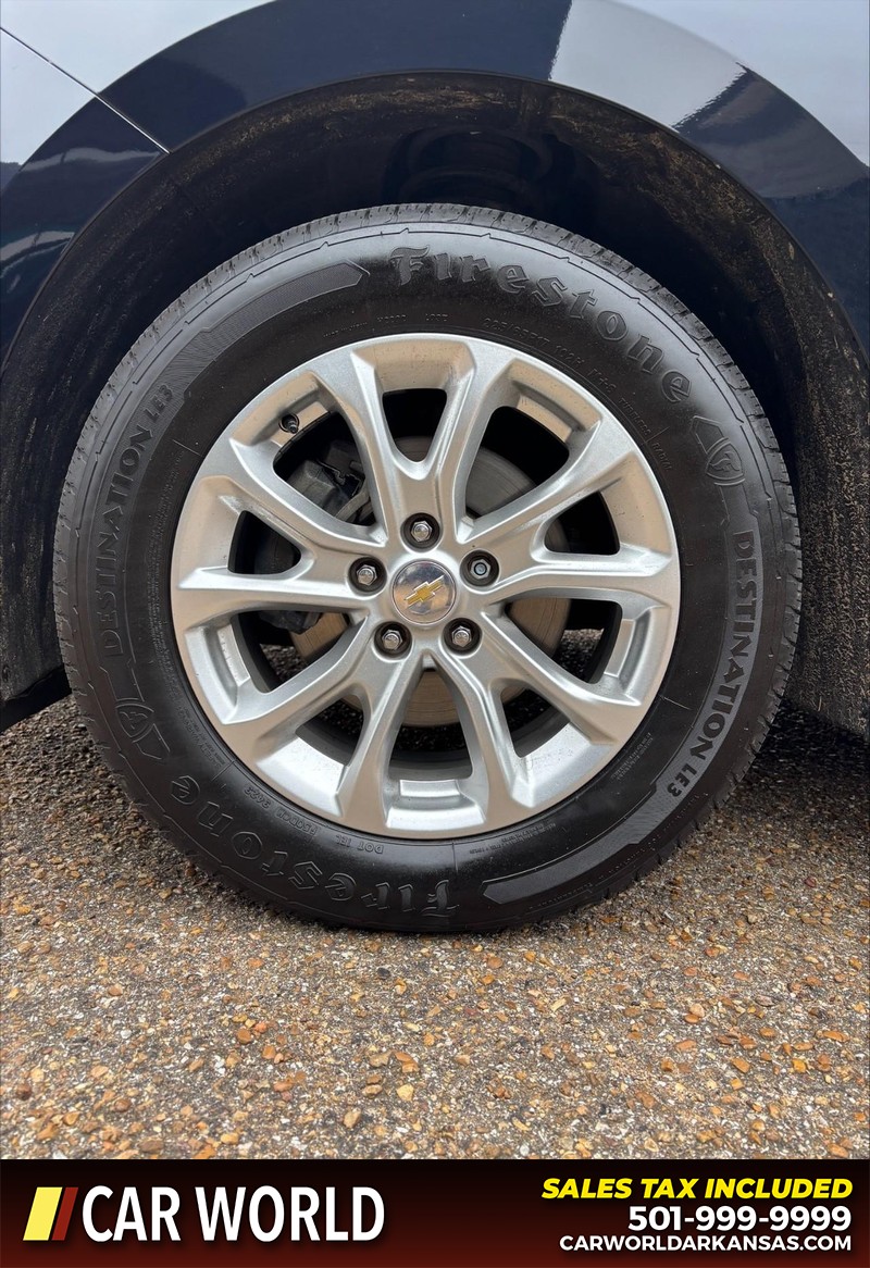 Chevrolet Equinox Vehicle Full-screen Gallery Image 10