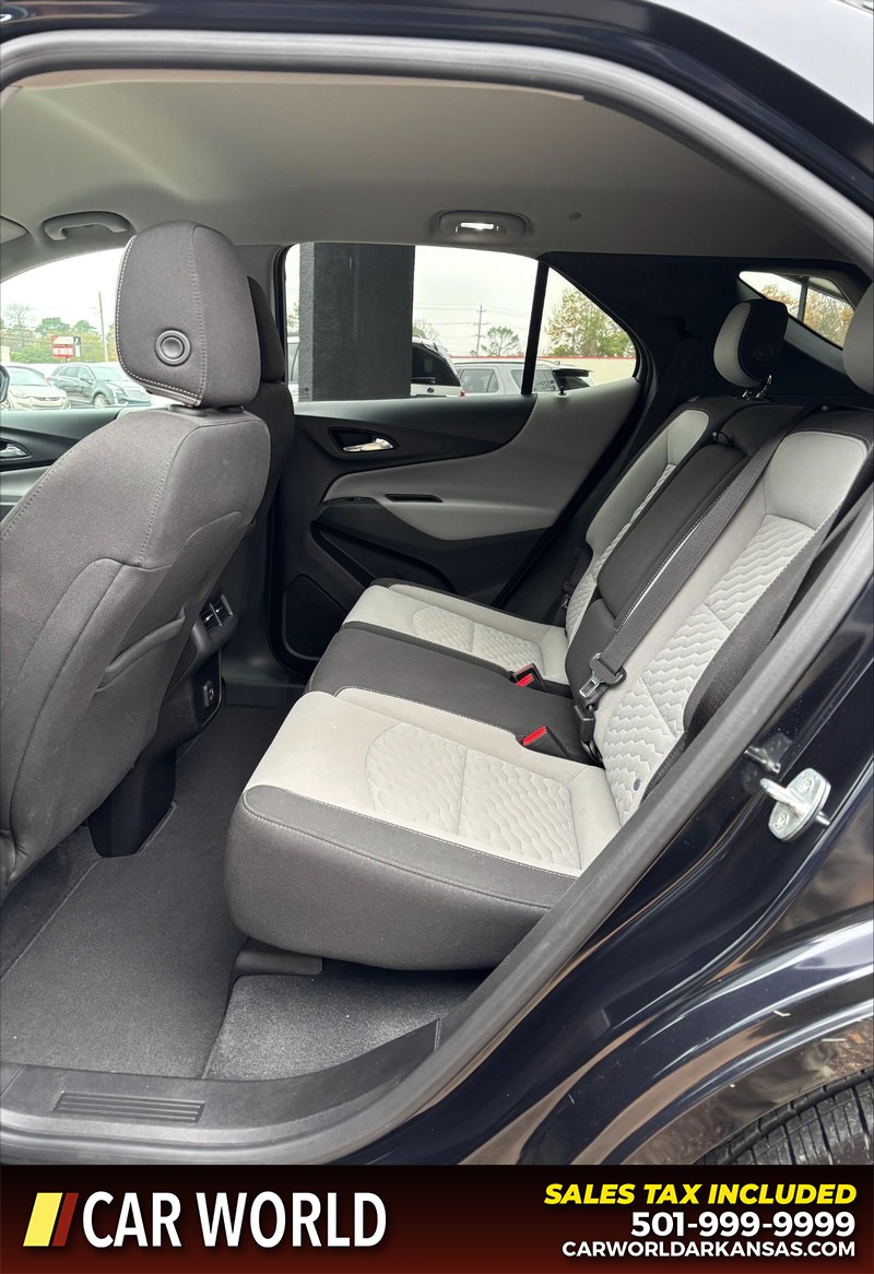 Chevrolet Equinox Vehicle Full-screen Gallery Image 14