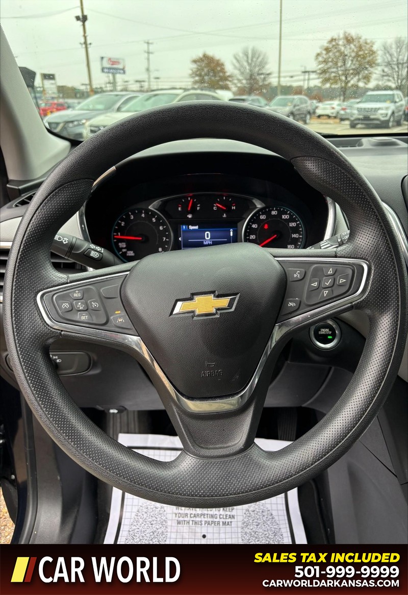 Chevrolet Equinox Vehicle Full-screen Gallery Image 18