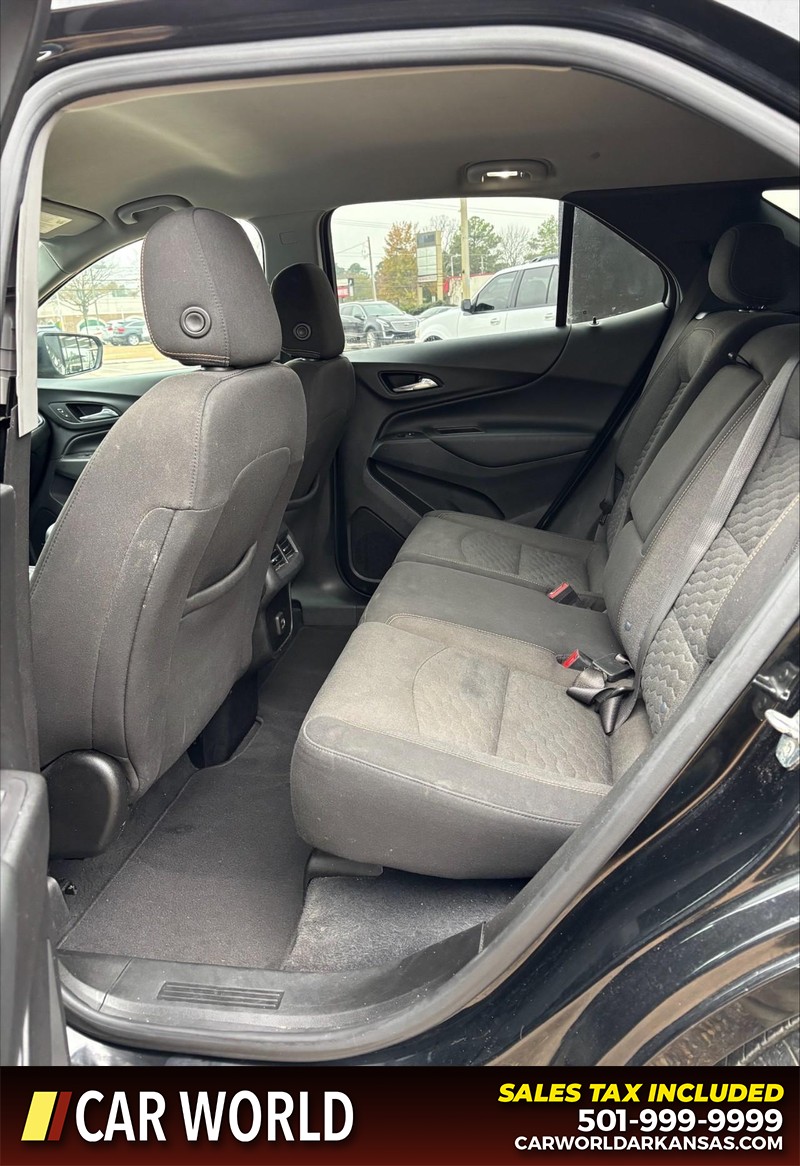 Chevrolet Equinox Vehicle Full-screen Gallery Image 13