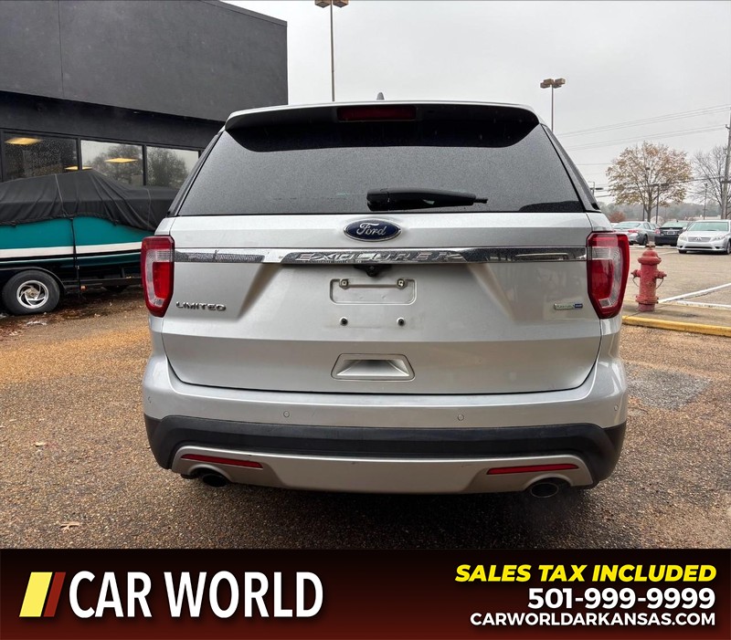 Ford Explorer Vehicle Full-screen Gallery Image 4