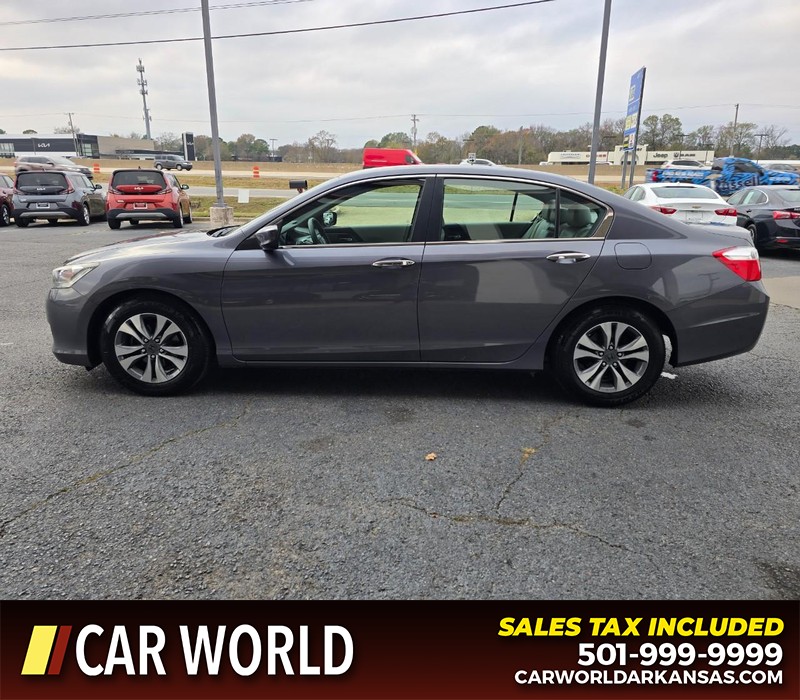 Honda Accord Sedan Vehicle Full-screen Gallery Image 4