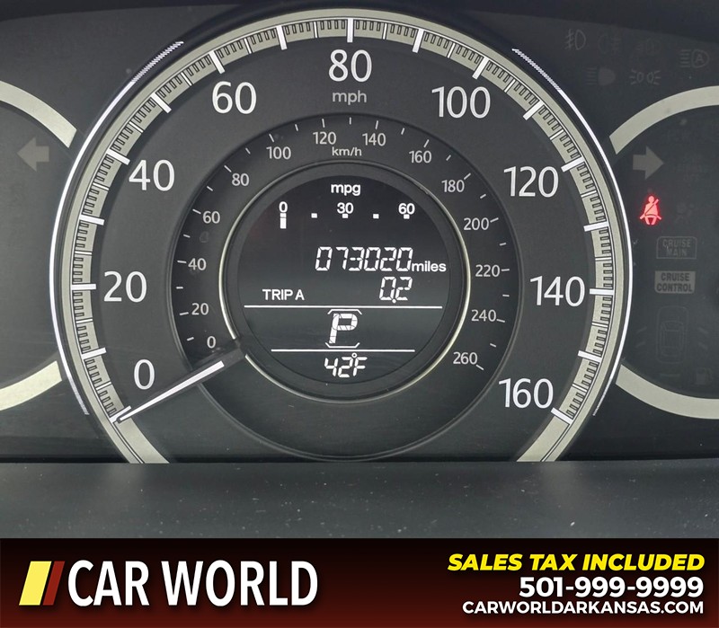 Honda Accord Sedan Vehicle Full-screen Gallery Image 15