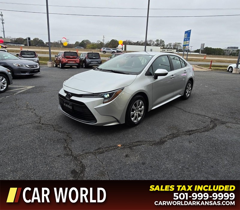 Toyota Corolla Vehicle Full-screen Gallery Image 3