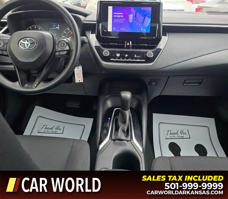 Toyota Corolla Vehicle Full-screen Gallery Image 18