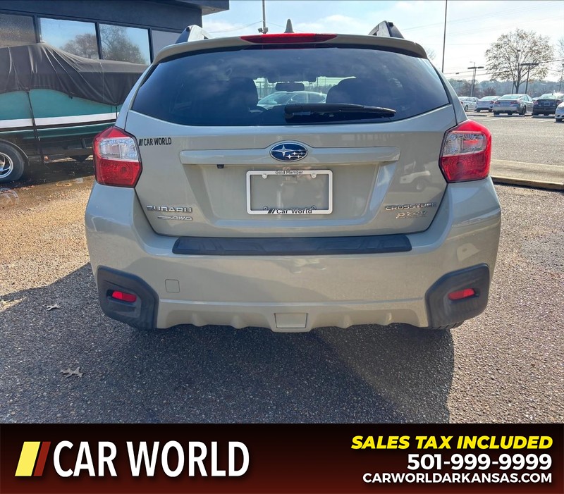 Subaru Crosstrek Vehicle Full-screen Gallery Image 4