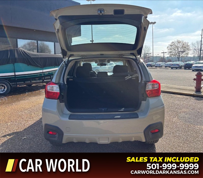 Subaru Crosstrek Vehicle Full-screen Gallery Image 5