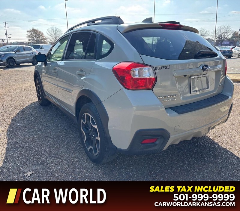 Subaru Crosstrek Vehicle Full-screen Gallery Image 7