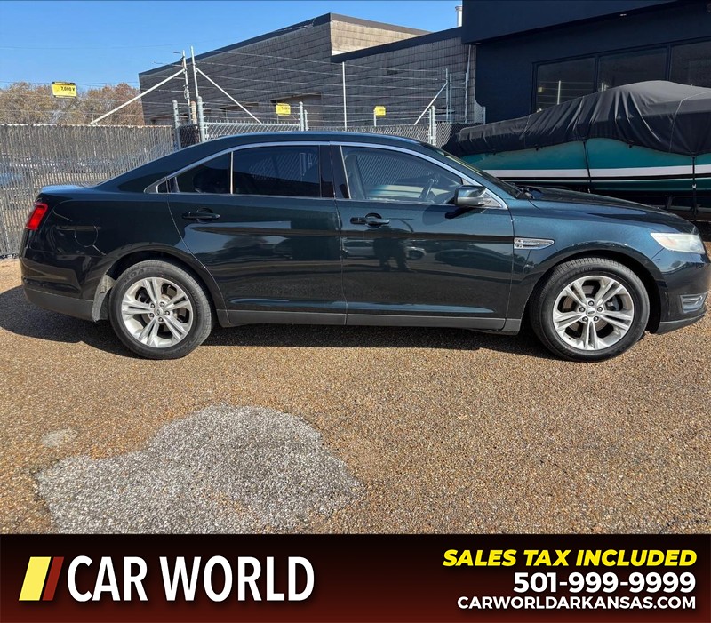 Ford Taurus Vehicle Full-screen Gallery Image 2