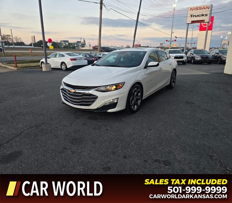 Chevrolet Malibu Vehicle Full-screen Gallery Image 3