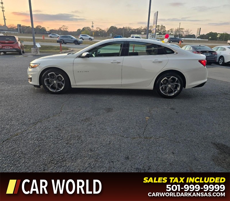 Chevrolet Malibu Vehicle Full-screen Gallery Image 4