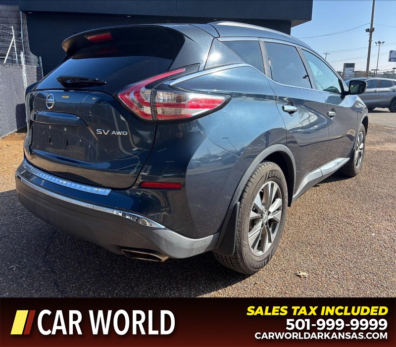 Nissan Murano Vehicle Full-screen Gallery Image 3