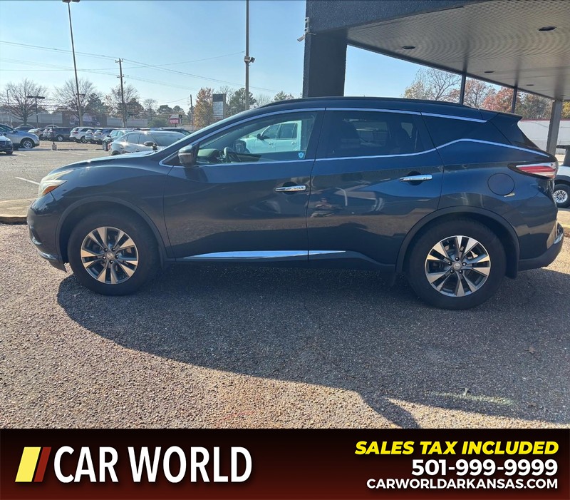 Nissan Murano Vehicle Full-screen Gallery Image 8