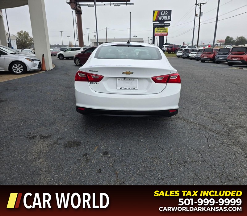 Chevrolet Malibu Vehicle Full-screen Gallery Image 5