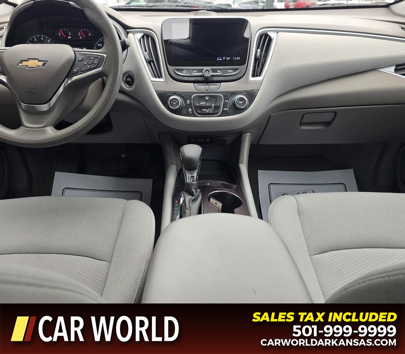 Chevrolet Malibu Vehicle Full-screen Gallery Image 18