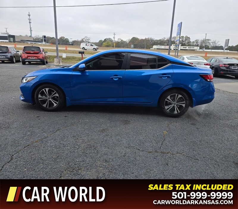 Nissan Sentra Vehicle Full-screen Gallery Image 4