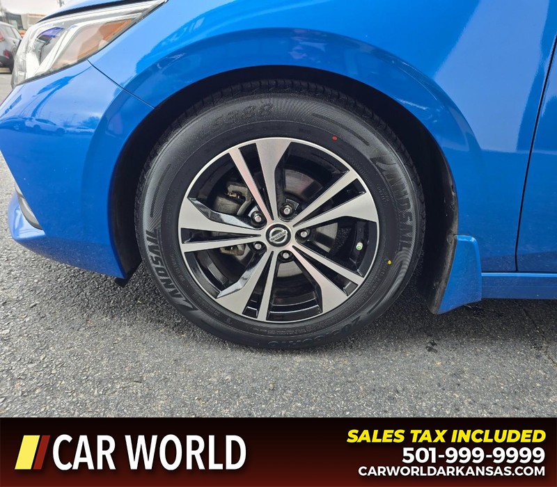 Nissan Sentra Vehicle Full-screen Gallery Image 6