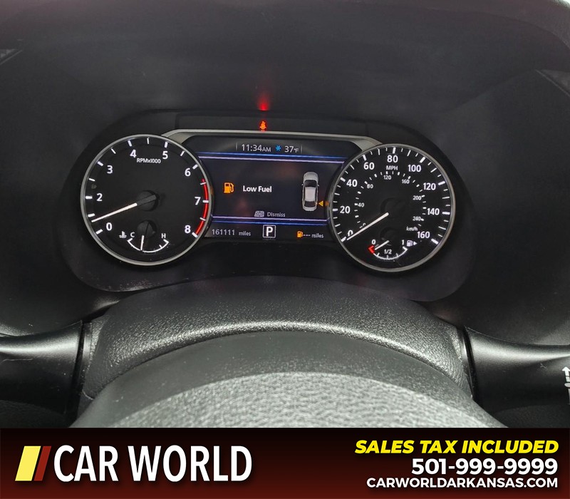 Nissan Sentra Vehicle Full-screen Gallery Image 17