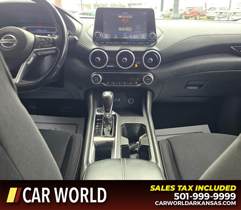 Nissan Sentra Vehicle Full-screen Gallery Image 18