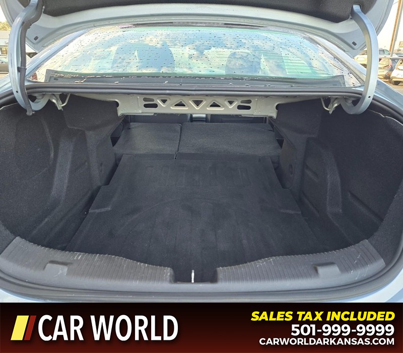 Chevrolet Cruze Vehicle Full-screen Gallery Image 14