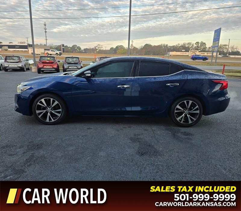 Nissan Maxima Vehicle Full-screen Gallery Image 4