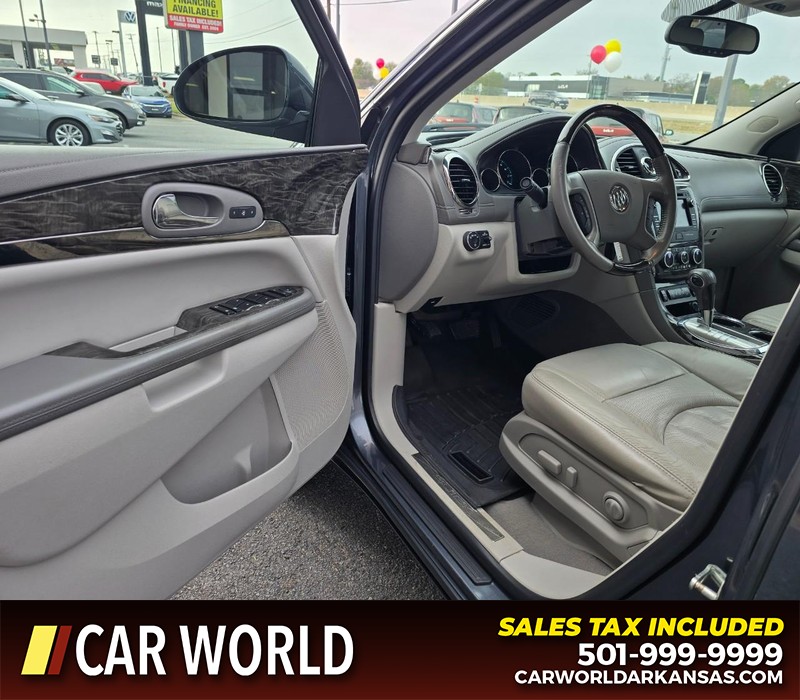 Buick Enclave Vehicle Full-screen Gallery Image 7