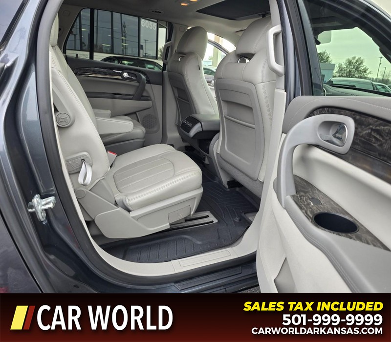 Buick Enclave Vehicle Full-screen Gallery Image 13