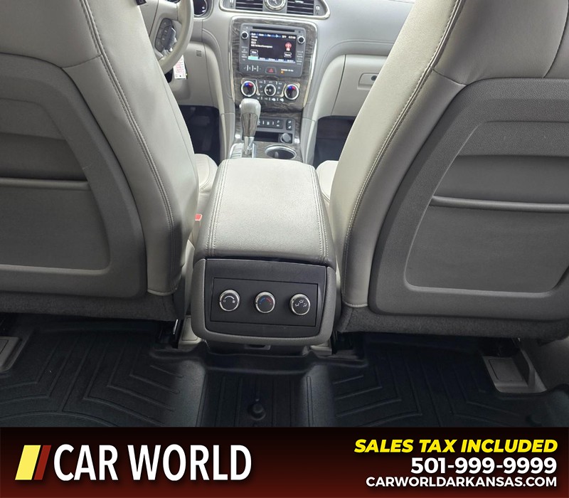 Buick Enclave Vehicle Full-screen Gallery Image 24