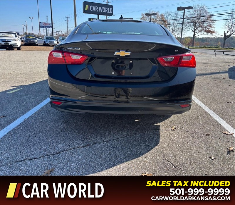 Chevrolet Malibu Vehicle Full-screen Gallery Image 4