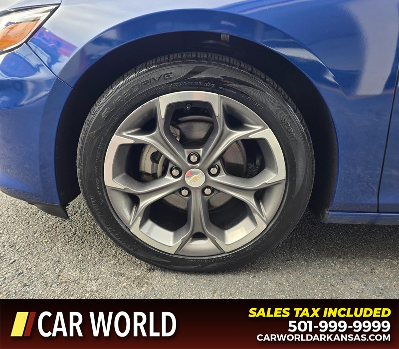 Chevrolet Malibu Vehicle Full-screen Gallery Image 6