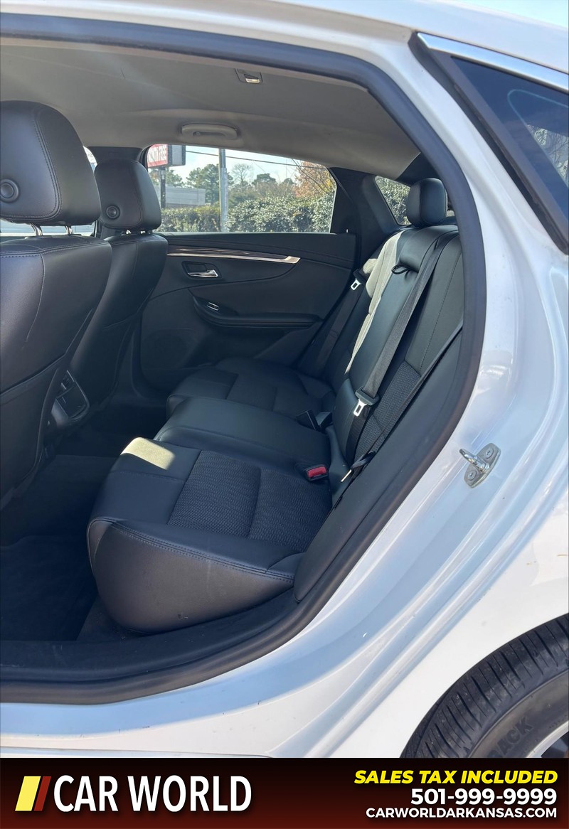 Chevrolet Impala Vehicle Full-screen Gallery Image 13