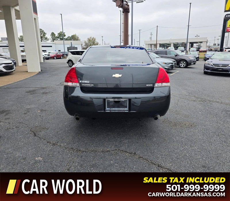 Chevrolet Impala Limited Vehicle Full-screen Gallery Image 5